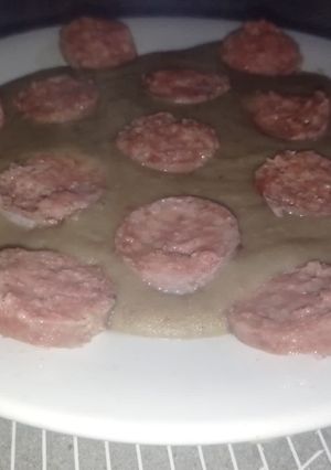 Una foto de Crema o puré de lentejas con longaniza casera