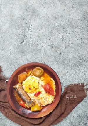 Foto resep Pindang, Telur Ceplok Bumbu Sarden