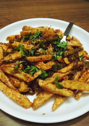 A picture of Honey Chili Potato.
