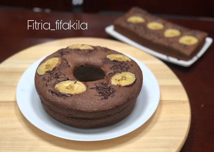 Banana chocolate cake