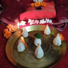 A picture of Ukadiche modak.