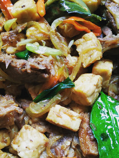 Foto resep Oseng-oseng Tempe Daging Pedas Manis