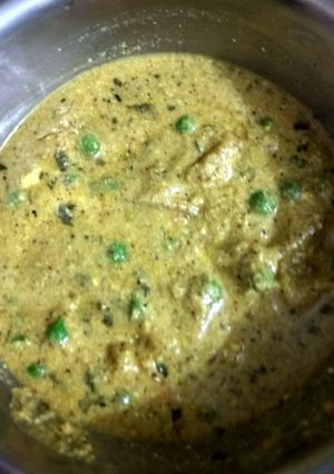 A picture of Paneer matar korma.