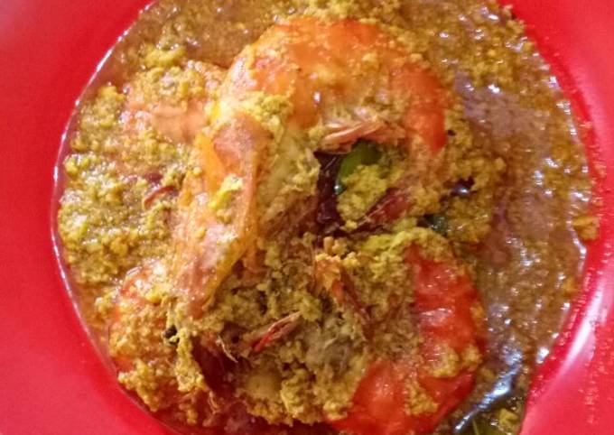 Udang bumbu rendang