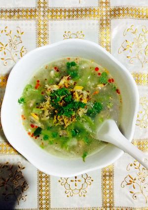 Hình của món Canh lụa nấu bầu.