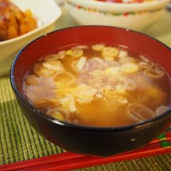 A picture of Natto Miso Soup with Egg.