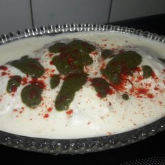 A picture of Vrat ke dahi vade.