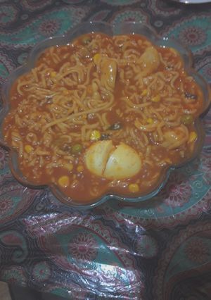 عکسی از دستور دوکبوکی (غذای معروف کُره ای)🍜