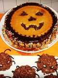Torta di Halloween con zucca, mandorle, noci e cioccolato