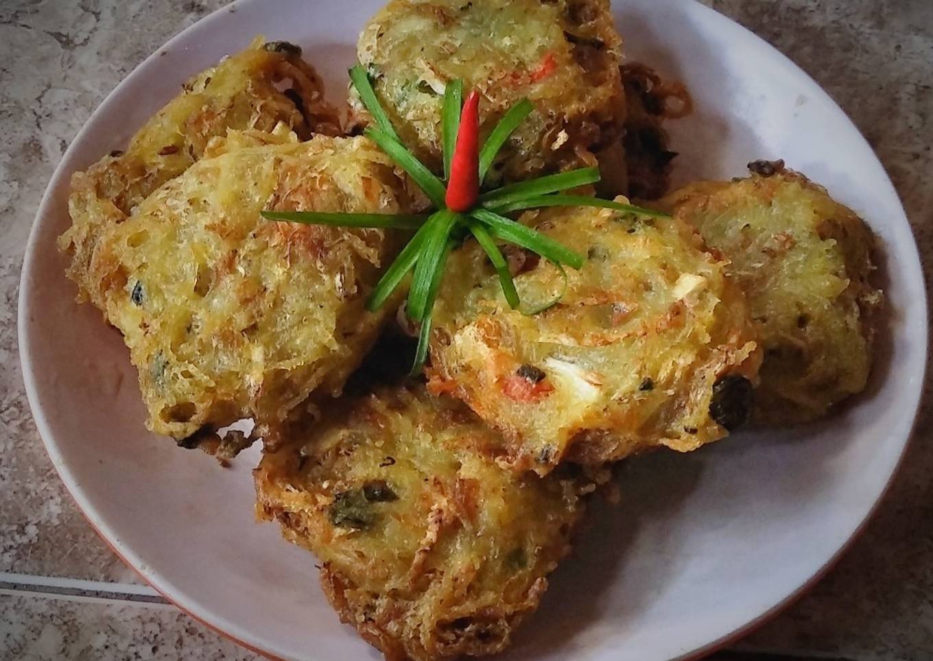 PIE-PIE/BAKWAN PEDAS