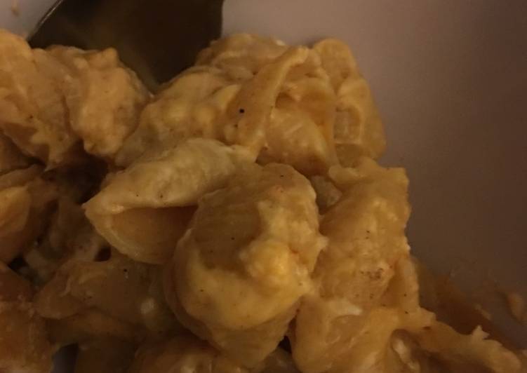 Steps to Prepare Ultimate Creamy crockpot mac and cheese