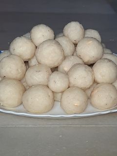 নারকেল নাড়ু(narkel naru recipe in Bengali) রেসিপির প্রধান ছবি
