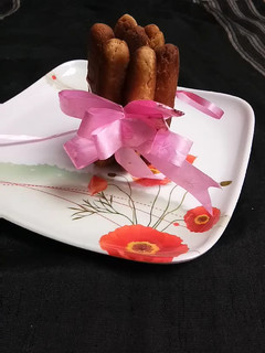 A picture of Wheat Flour Jaggery Fingers.