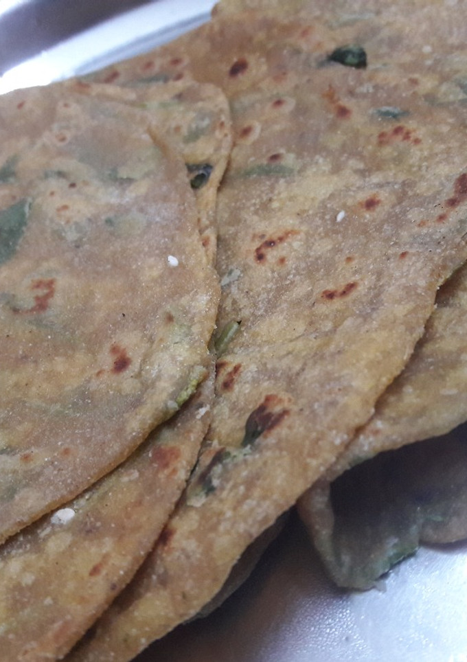 வெந்தய கீரை சப்பாத்தி செய்முறை முக்கிய புகைப்படம்