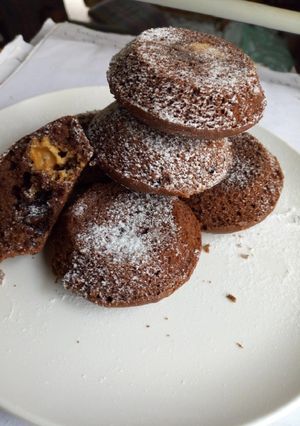 A picture of Surprise cupcakes.