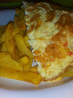 A picture of Chips and egg.