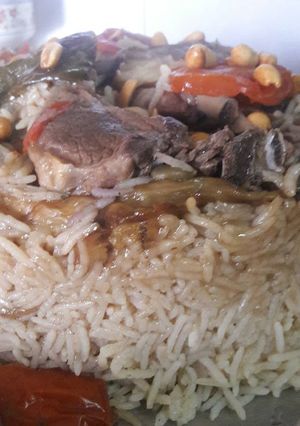 صورة لوصفة مقلوبة اللحمه