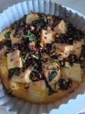 Tahu Bakar Bawang Putih dan Chili Flakes