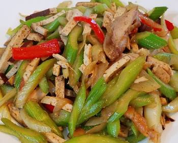 New Recipe Celery chicken and braised tofu stirfry mommasrecipes Most Delicious