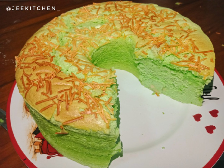 Langkah Mudah untuk Menyiapkan Pandan Cheese Chiffon Cake Anti Gagal