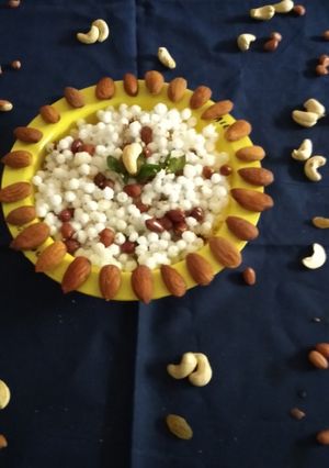 साबूदाना नमकीन (sabudana namkeen recipe in Hindi) रेसिपी मुख्य फोटो