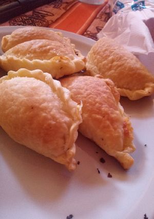 Una foto de Empanadas de jamón y queso