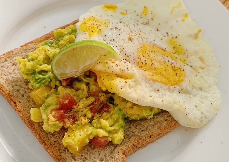 YUK DICOBA! Cara Membuat Guacamole with egg (low cal)