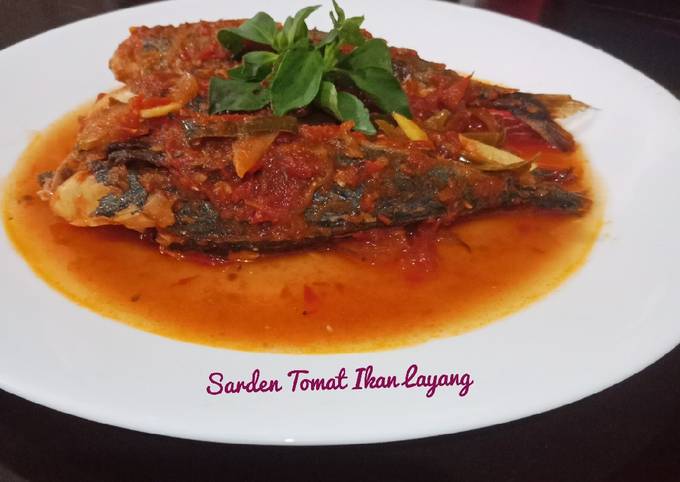 Sarden Tomat Ikan Layang