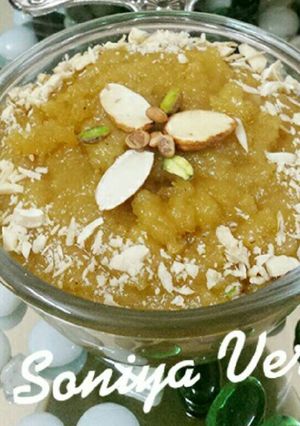 A picture of Moong Kesari.