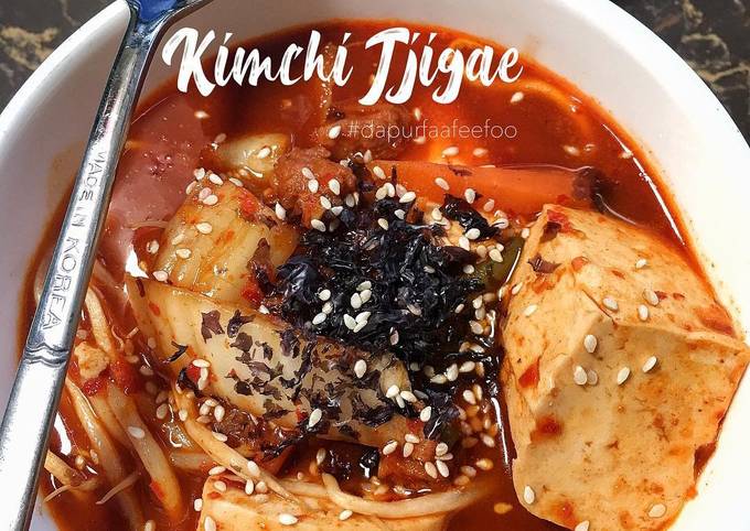 Resipi Kimchi Jjigae Kimchi Stew Oleh Kakak Faa Cookpad