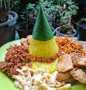 Langkah Gampang Membuat Resep  Tumpeng Nasi Kuning Kukus Sederhana yang Bisa Manjain Lidah, Enak