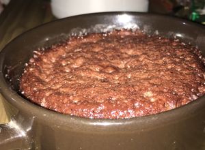 Una foto de Torta en taza sin leche 👌🏽❤️