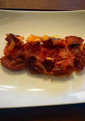 Foto principal de Pulpo a la mallorquina (o Pop amb ceba)