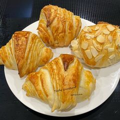 A picture of Tasty Croissant.