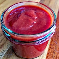 A picture of Tomato Ketchup by shireen Anwar.