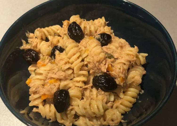 Recipe of Speedy Fusilli cremosi al tonno