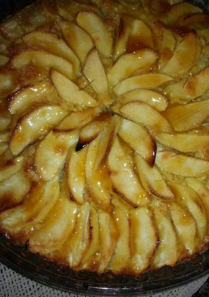 Una foto de Tarta de manzanas verdes sin manteca,deliciosa !