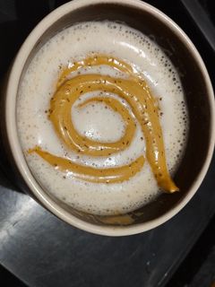 डालगोना कॉफी (dalgona coffee recipe in marathi) रेसिपी चे मुख्य फोटो 