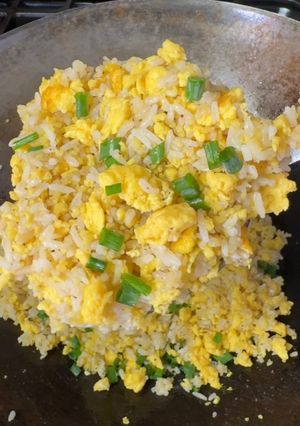A picture of Easy Egg Fried Rice 蛋炒饭.