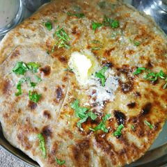 A picture of Aloo paratha.