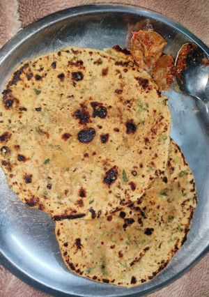 मेथी का पराठा (methi ka paratha recipe in Hindi) रेसिपी मुख्य फोटो