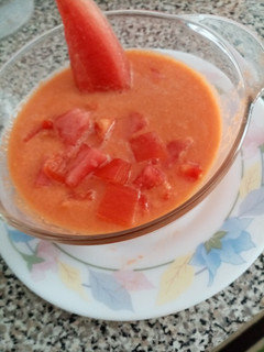 Una foto de Gazpacho de sandía y tomate
