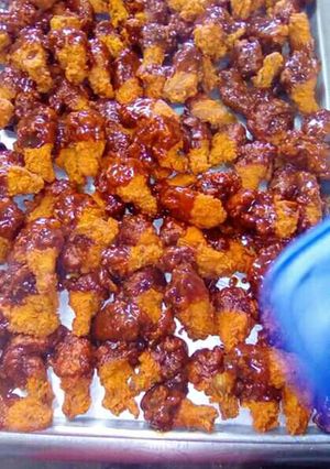 A picture of Henry's hot wings.