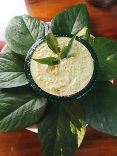 ओल्या नारळाची चटणी (olya naralachi chutney recipe in marathi) रेसिपी चे मुख्य फोटो