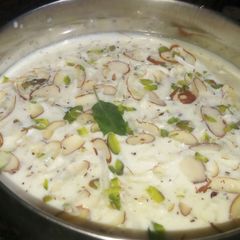 A picture of Pista Badam Kheer.
