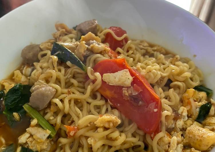 Resep Indomie Goreng Nyemek Pedas : Resep Mie Tulang ...