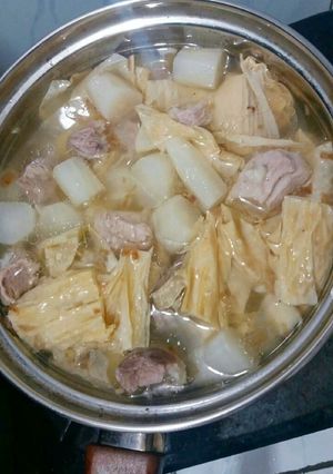 Foto resep ☡Non Halal☡ Sop Lobak Daging Babi kembang tahu Enak & Sehat