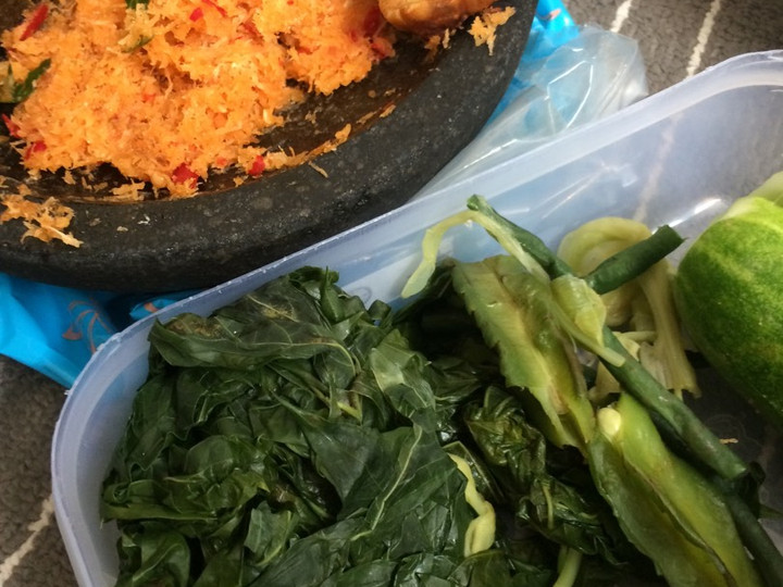 Cara Gampang Menyiapkan Urab/Gudangan singkong mbang turi Boyolali, Enak