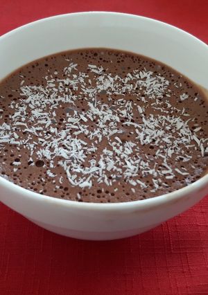 Una foto de Mousse de chocolate fácil