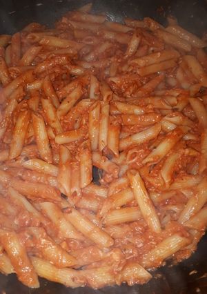 Foto di Penne al pomodoro e tonno